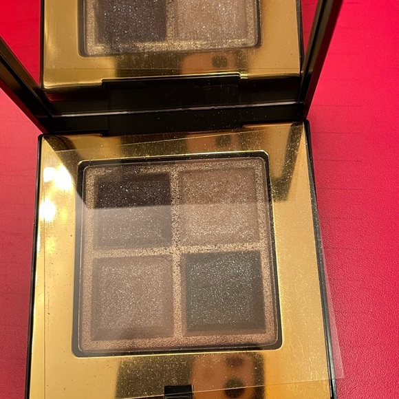 Bobbie Brown - 2 Eyeshadow Palettes New Never used - Picture 4 of 8